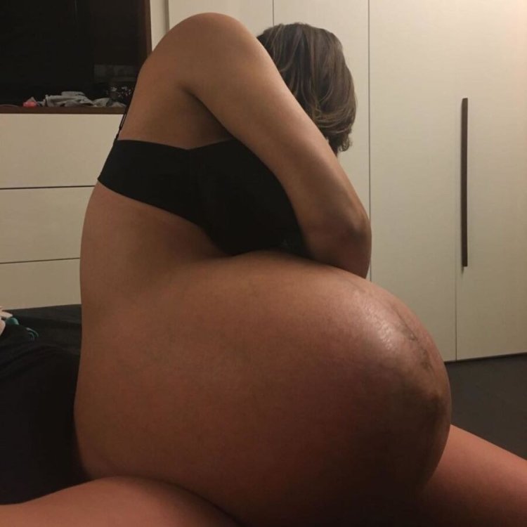 Big Sexy Pregnant Belly Girl Gugling Burping