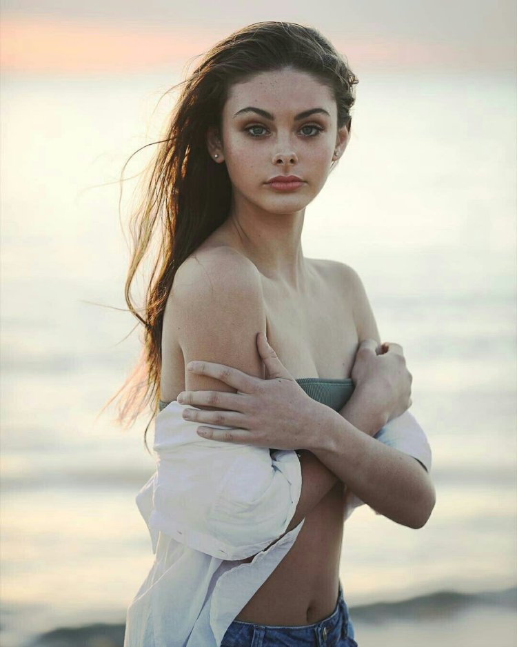 Meika Woollard is natural