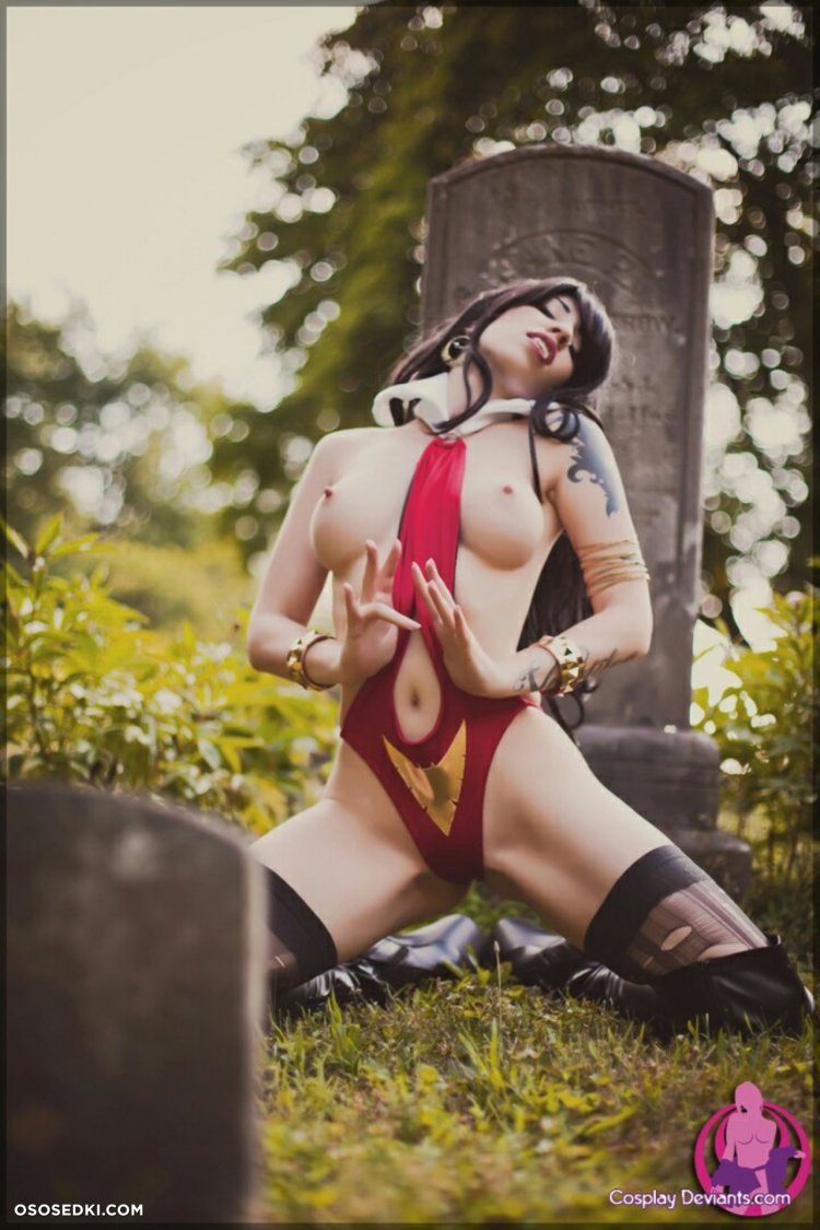 Vampirella ero cosplay
