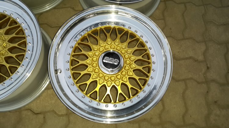 BBS R16 Priora wheels