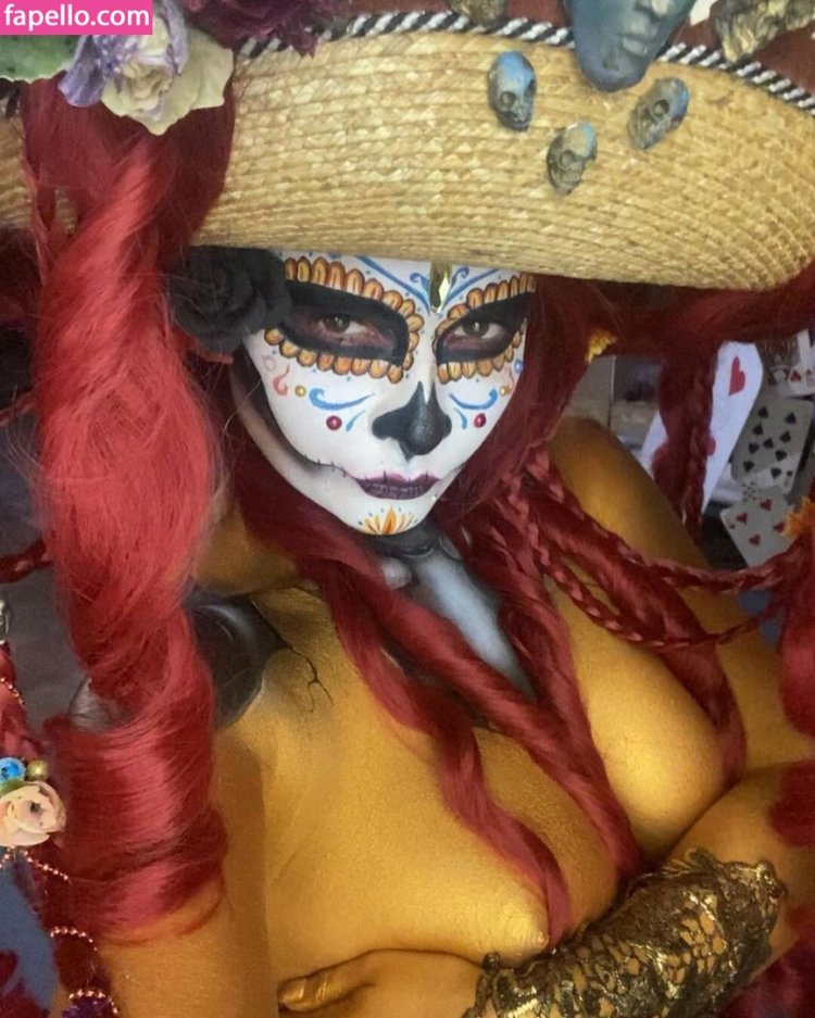 Zhanna Rudakova Cosplay