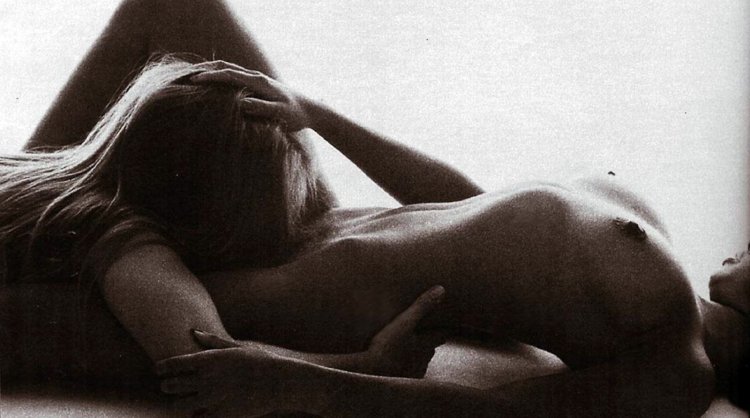 Vanessa Williams Lesbian photo shoot