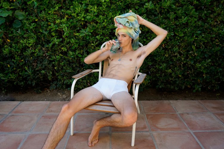 Fernando is bare naked