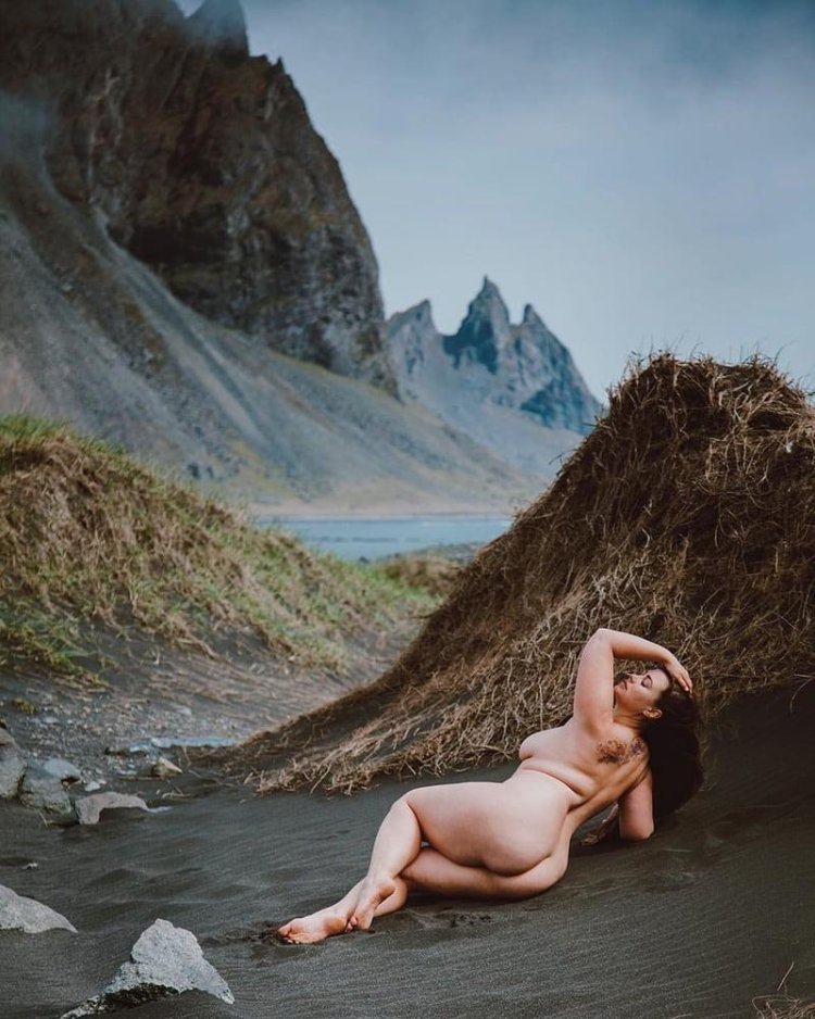 Model Lilias Wright Naked