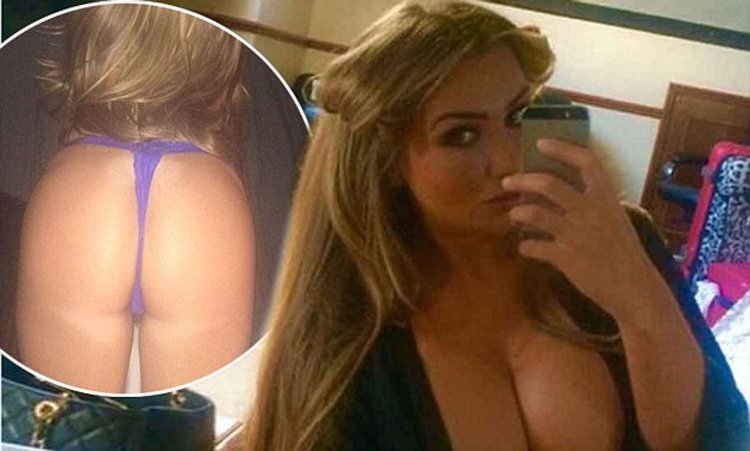 Naked model Lauren Huger