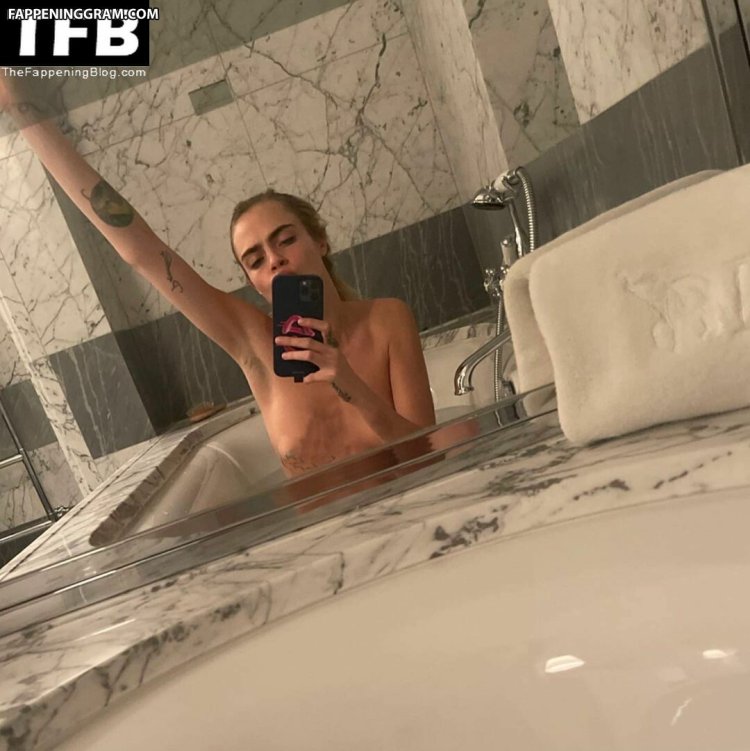 Cara Delevingne Topless
