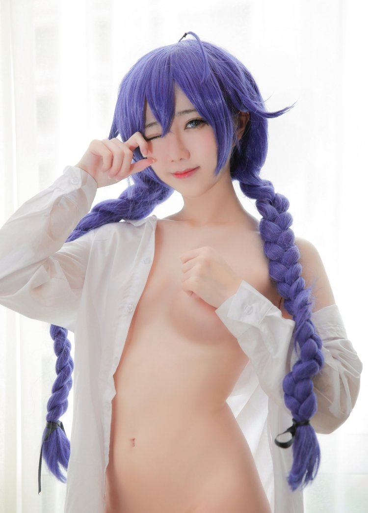 Roxy Migurdia Cosplay