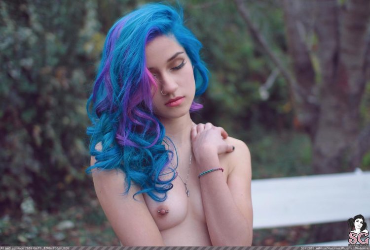 Ness Suicide and Fay Suicide Nude photo