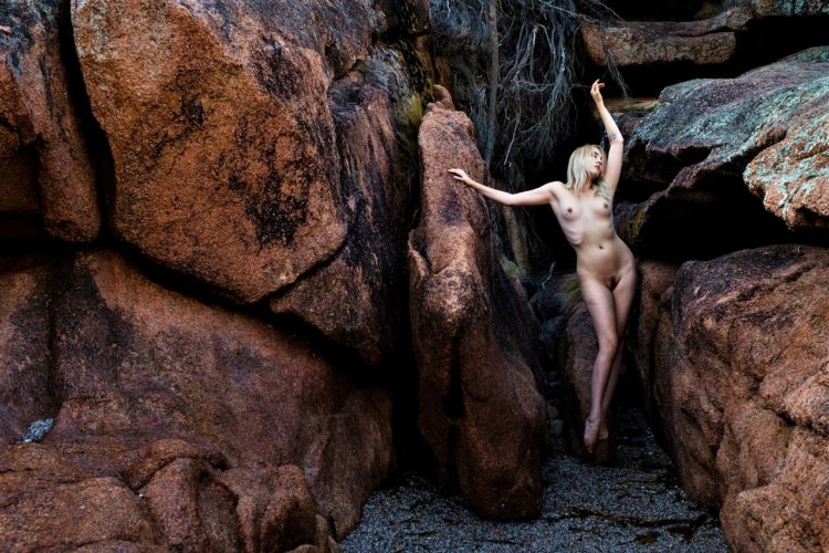 Sugar Ray Model Naked