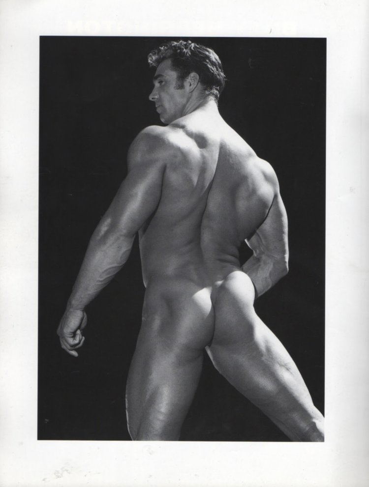 Billy Herrington washes in the shower