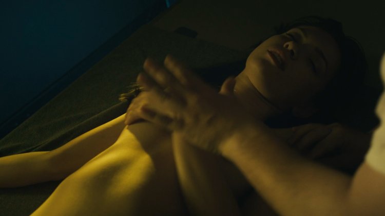 Naked Paulina Ghosts