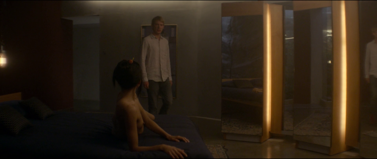 Sonoy Mizuno from the car (2014)