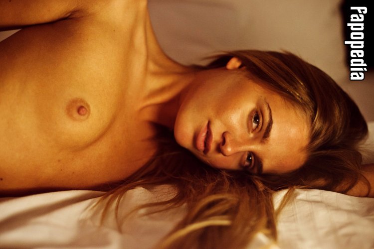 Julia Nefedova (Nefedova Julia). Nude