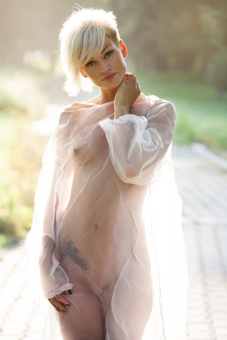 Bree daniels short hairstyle