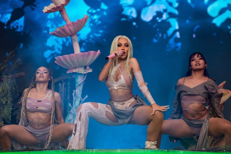 Doja Cat Singer Naked Naked Singer