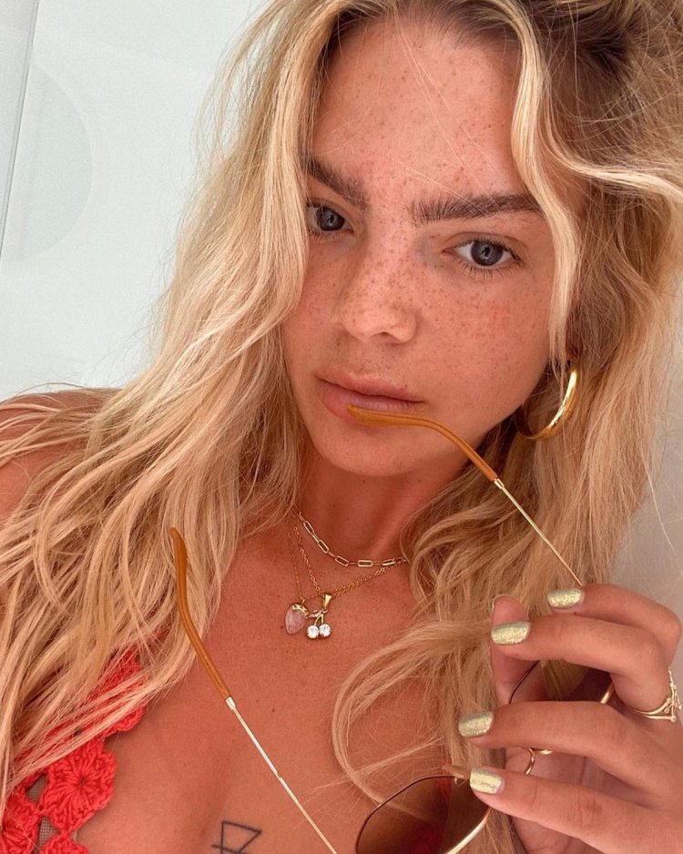 Louisa Johnson Home Insta