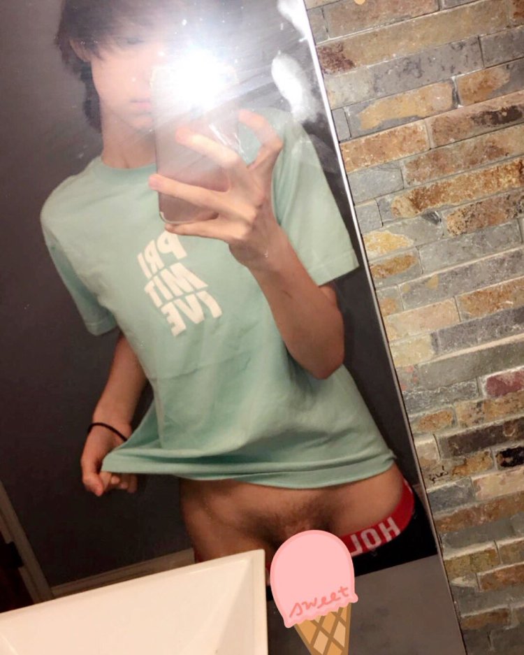 NATHAN VERKE Dickpic