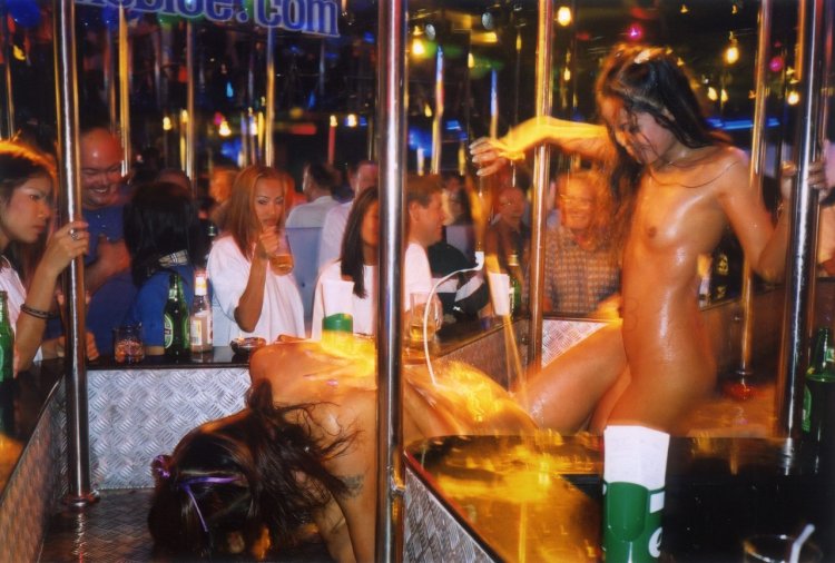 Thai shemales in the bar naked