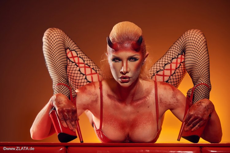 Zlata Contortion Zlata Office Nude