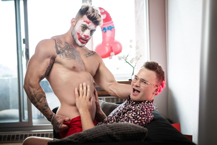 Geyporo William Seed with a natural