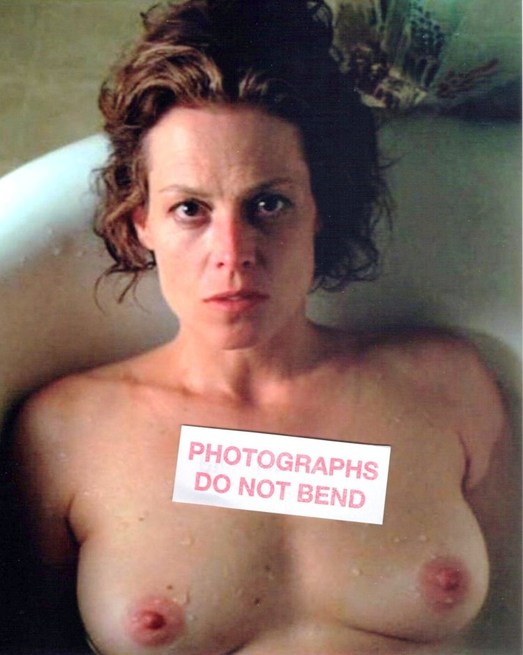 Sigurni Weaver Ripley naked