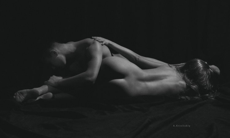 Girls surprise nude + boys