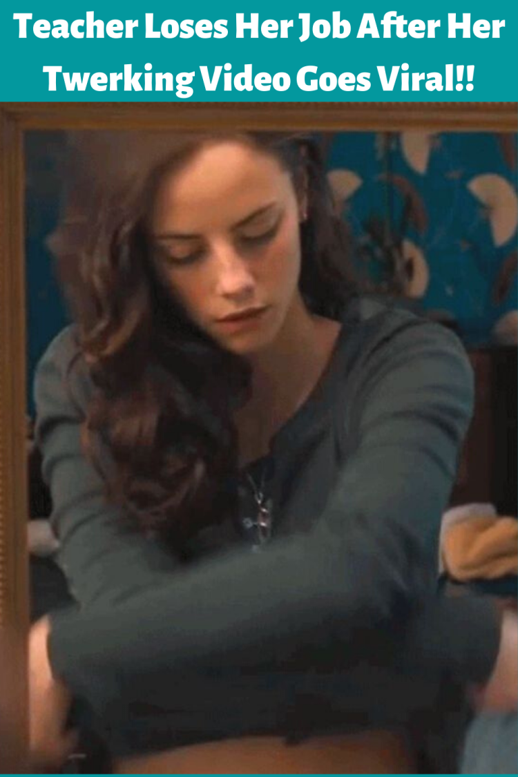 Kaya Skogladario breast