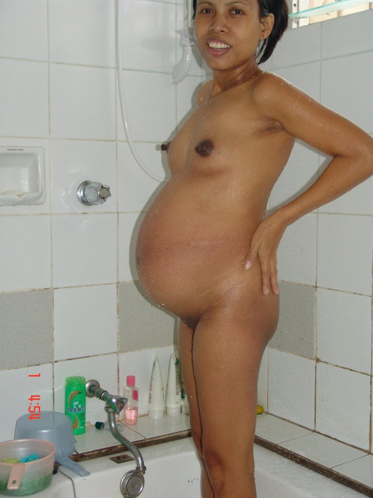 Naked pregnant Chinese women