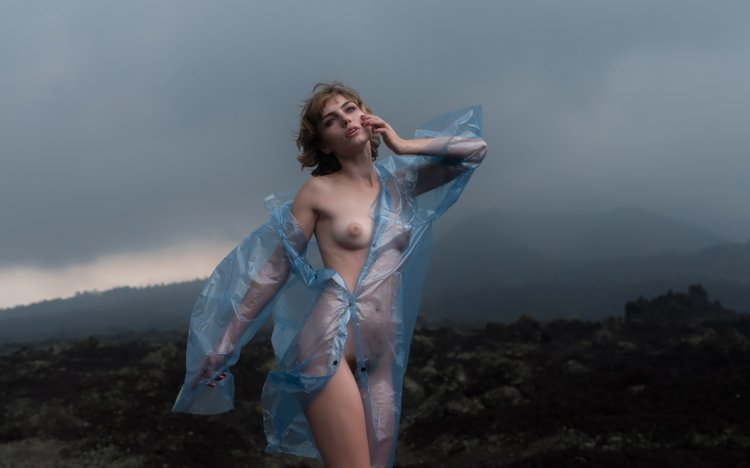 Air adventures of nude