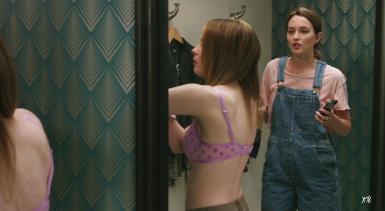 Gillian Jacobs Naked