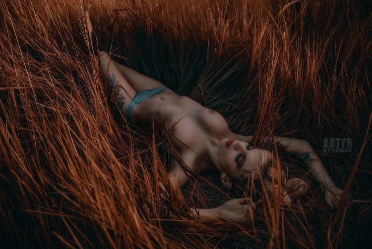 Photo shoots on the condition of TFP nude