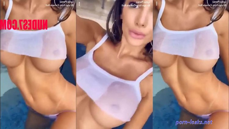 Moon Perez naked-porn