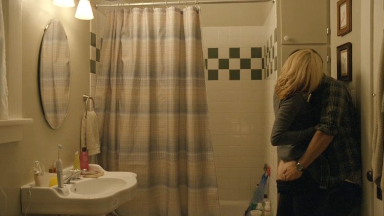 Elizabeth Banks Naked in films