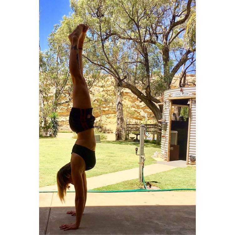 Demi Bennett Rey Ripley Feet