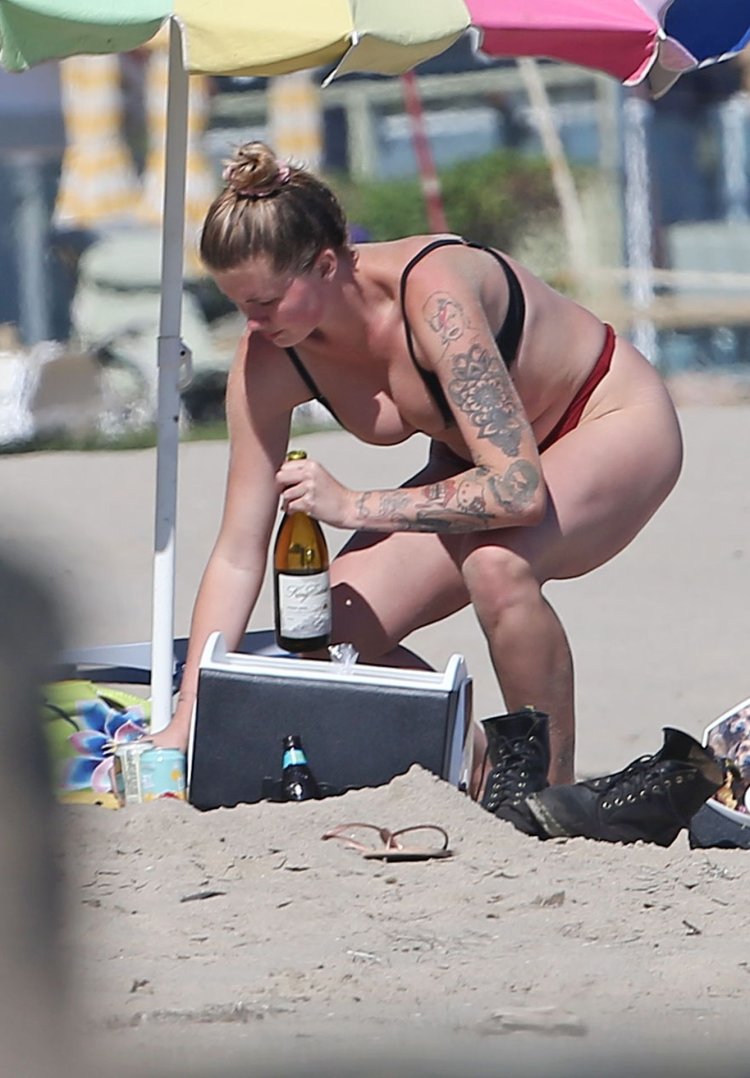 Kim and Airland Baldwin