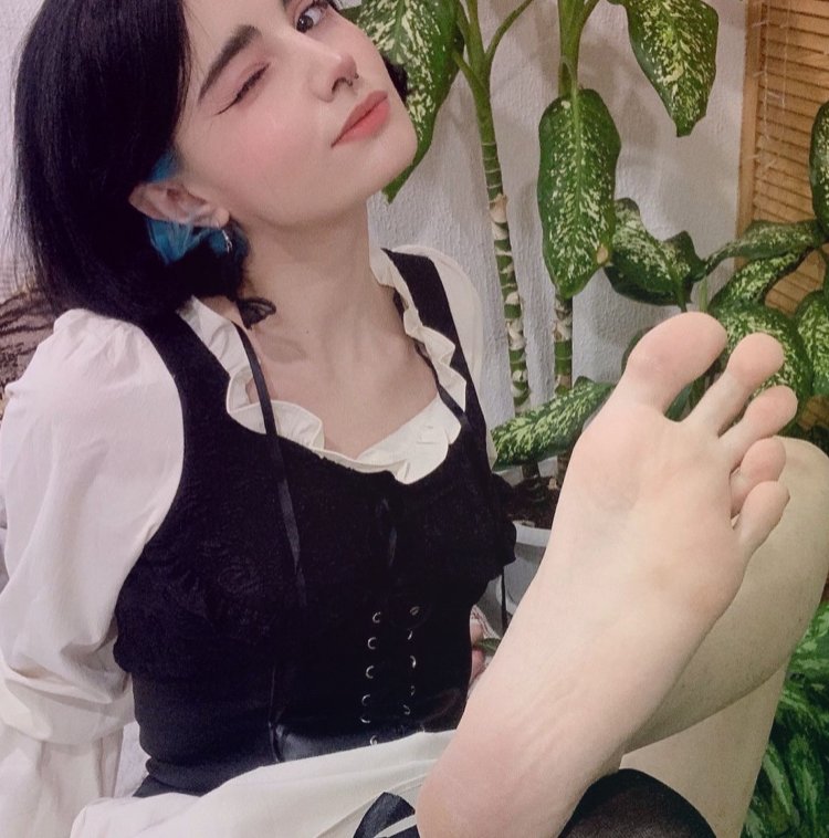 LOONASSOFTFEET ONLIFANC