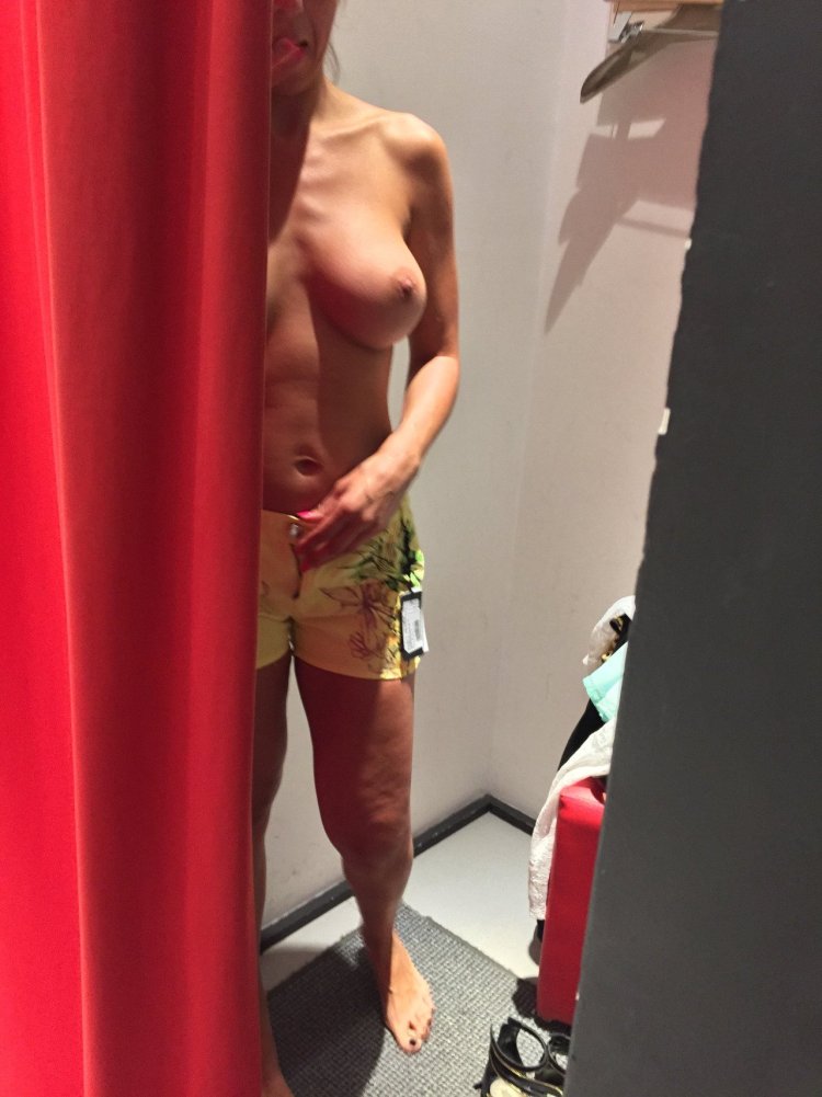 Naked chest in the fitting room