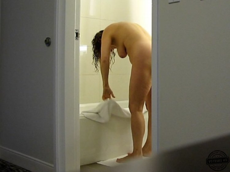 Naked women hidden camera