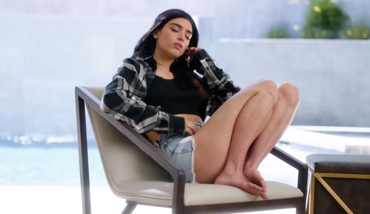 Charlie Damelio Feet