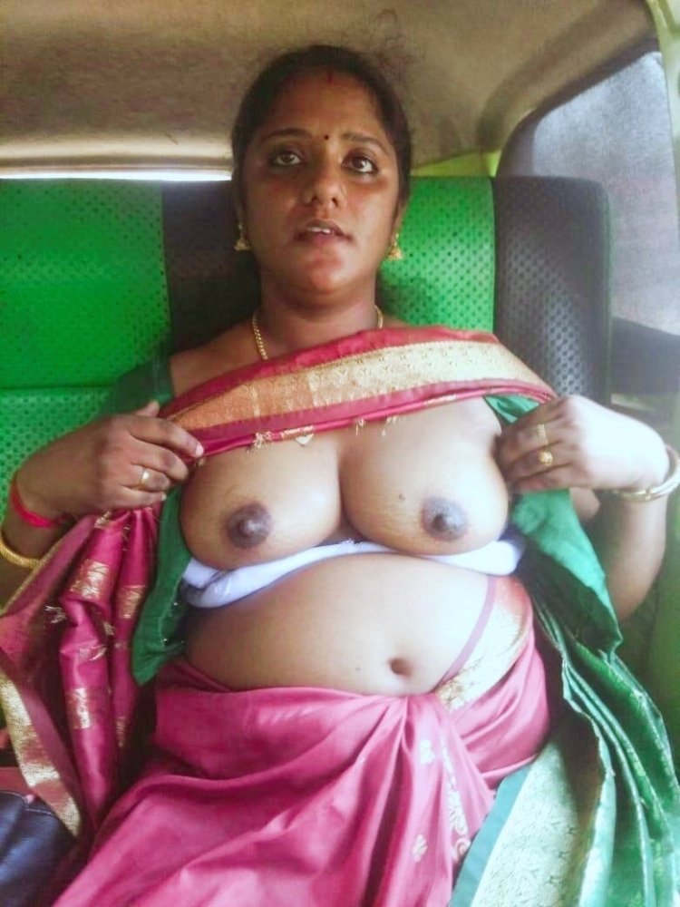 Naked Indian Mature Desi Aunty +Jewelry