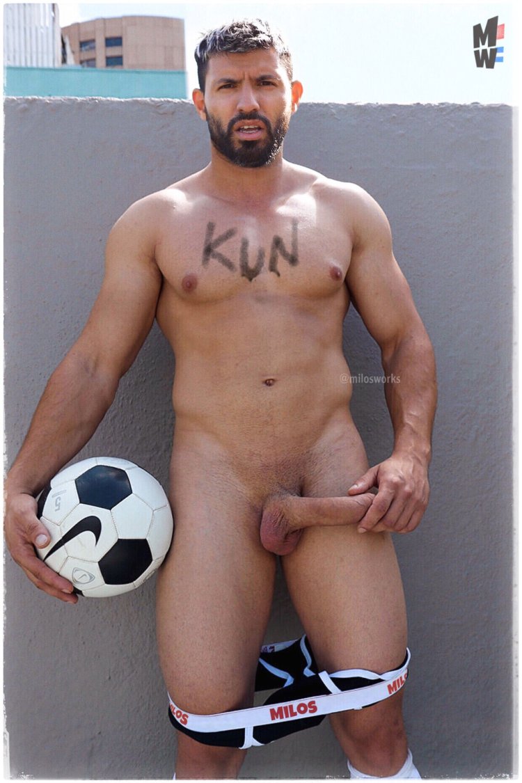 Alexander Ludwig Naked