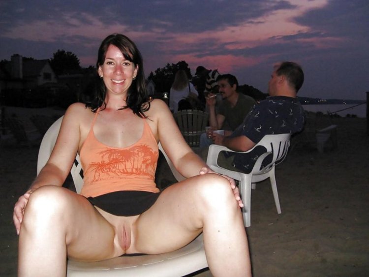 Naked aunts without panties