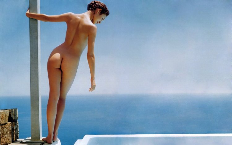 Actress Olga Kurilenko Naked