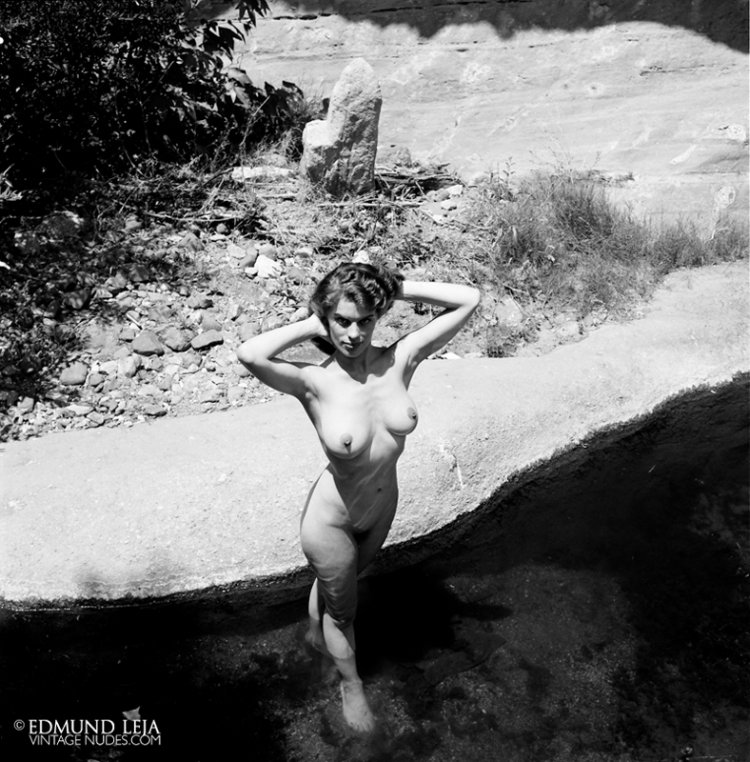 Gloria Knight Edmund Le Retro photo nude