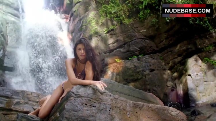 Adrian Lima at the waterfall