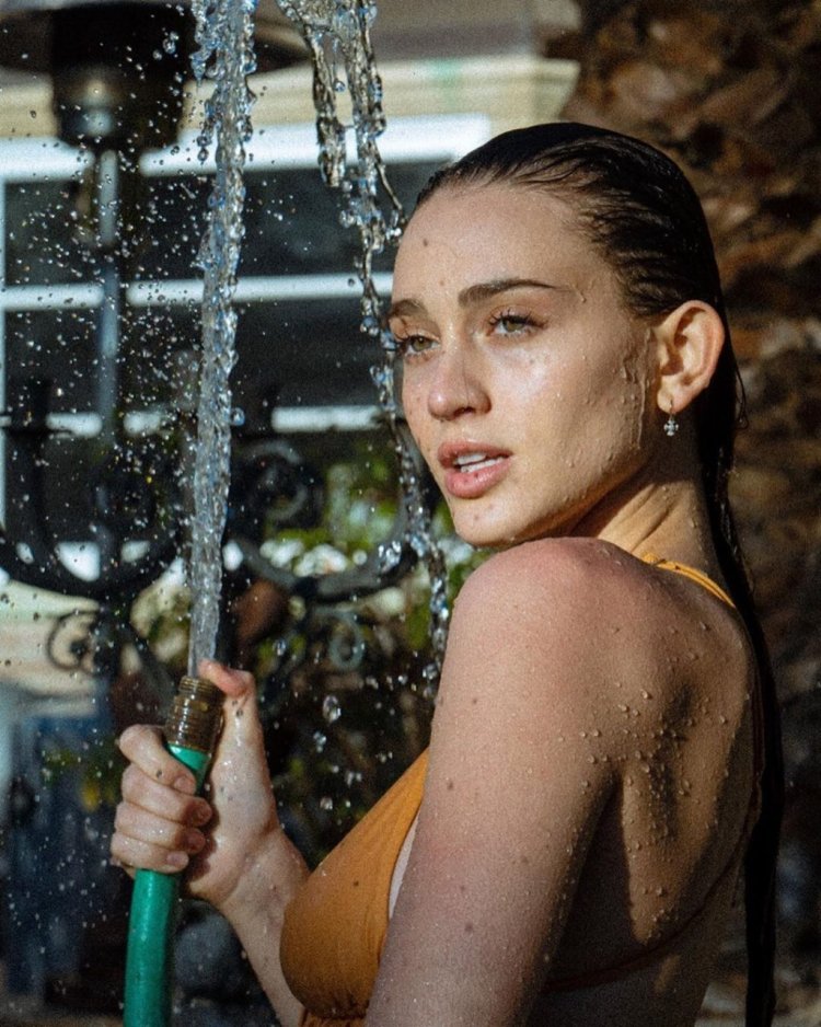 Ann-Mari Johnson Naked