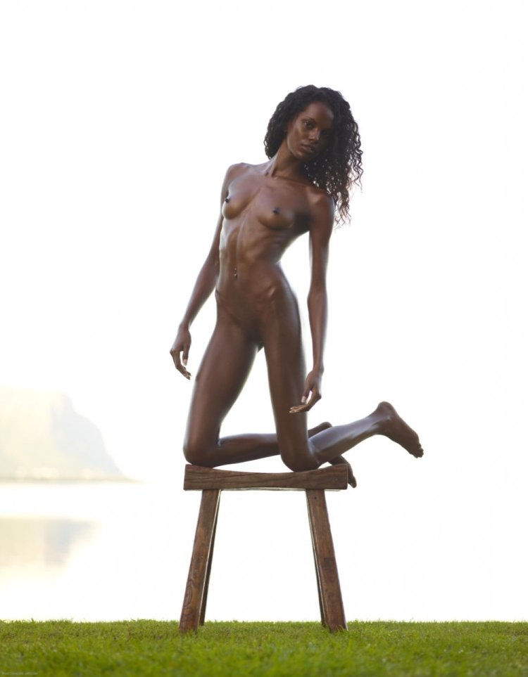 HeGRE-Art BUY VALERIA