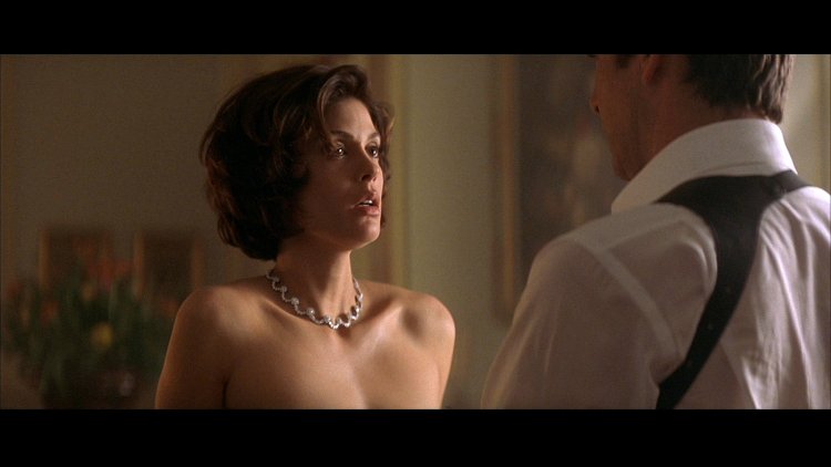 Bond 1997 Teri Hatcher