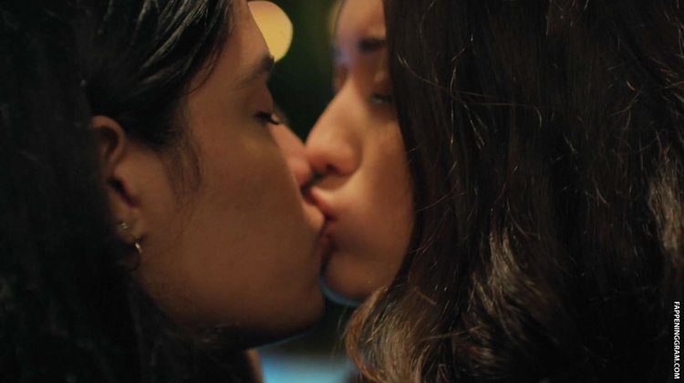 Izmara Marrero is naked