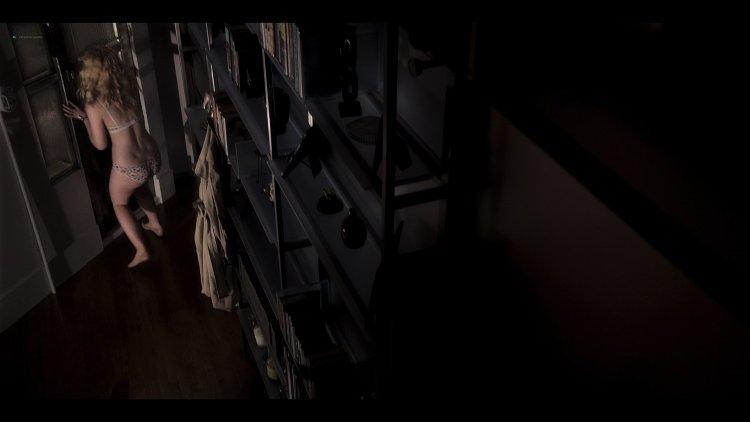 El Fanning Naked in the film